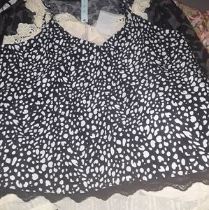 She + Sky brand new tank